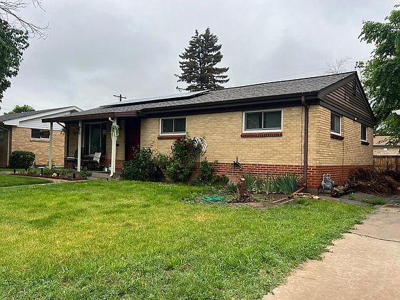 4th image of 1355 Racine St