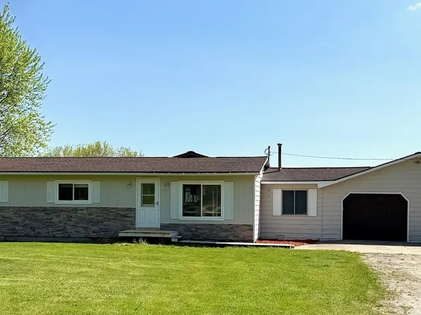 7161 W Sterling Rd, Sterling, MI 48659