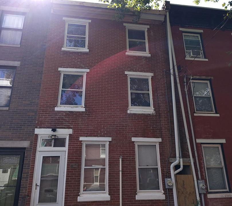 1st image of 1630 N 3rd St