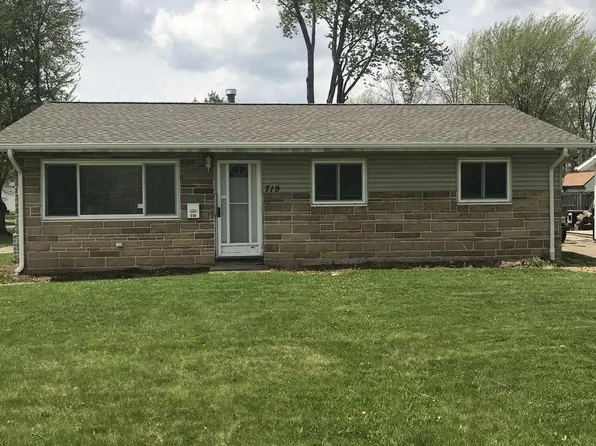 719 Concord Ave, Elyria, OH 44035