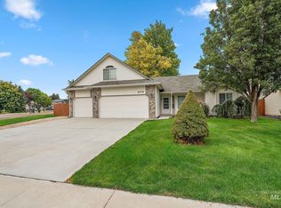 6375 E Brimley Dr, Nampa, ID 83687
