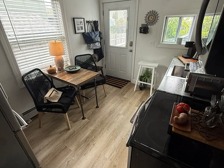 114 Sawyer St #1 — Photo 4