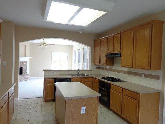 3rd image of 5828 Cypress Cove Dr
