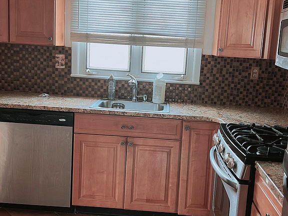 4th image of 14624 Willets Point Blvd Floor 2