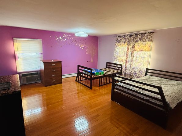 (undisclosed Address)