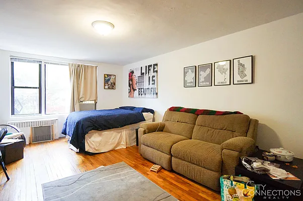 Rented by City Connections Realty | media 12