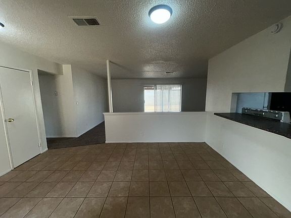 2nd image of 4517 Sunrise Ave