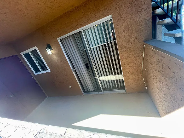 526 Calle Montecito #139 — Photo 10