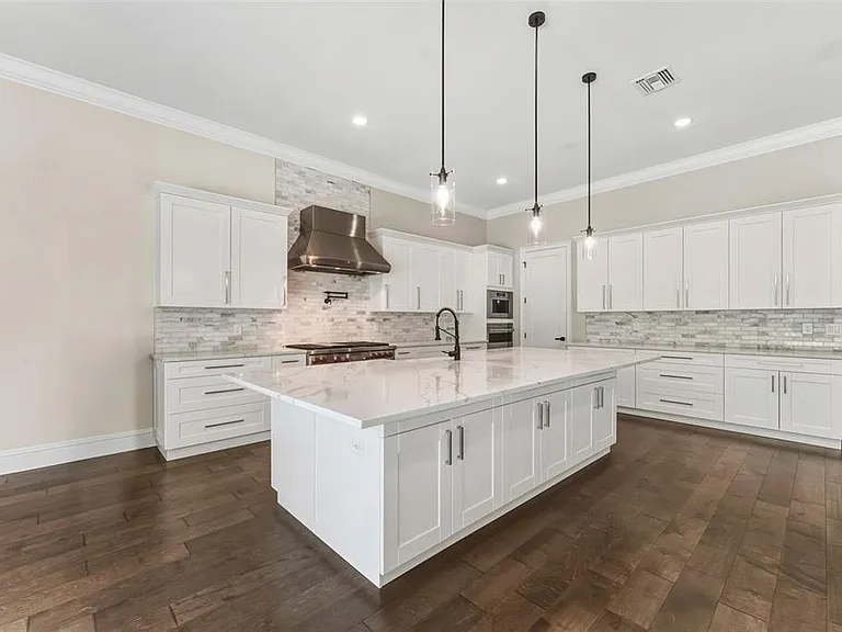 481 W Davis Blvd — Photo 12