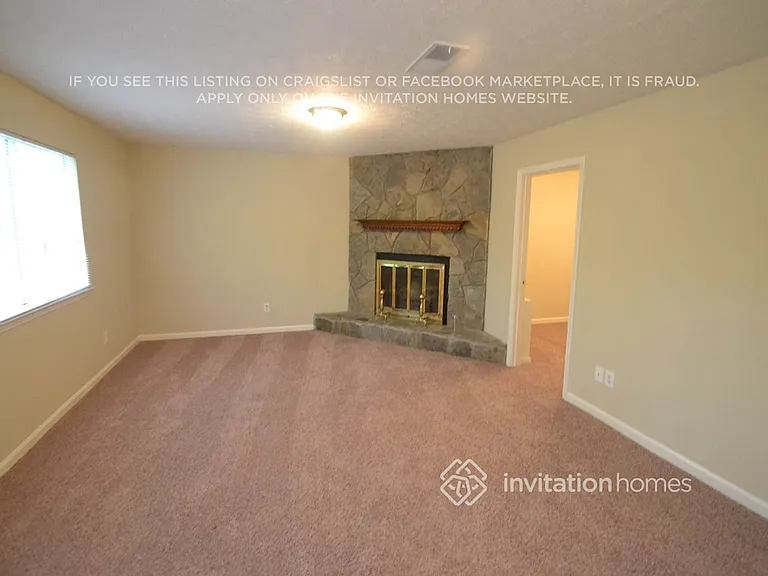 3110 Dowry Dr — Photo 2