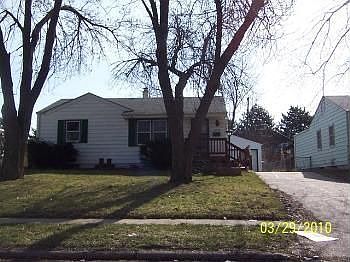 1st image of 4709 S 51st St