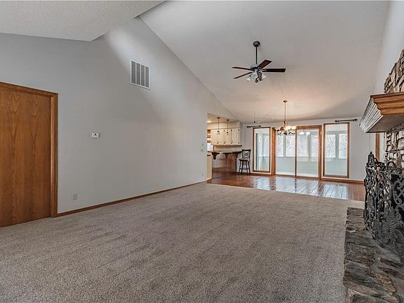 5th image of 288 Stoneykirk Dr