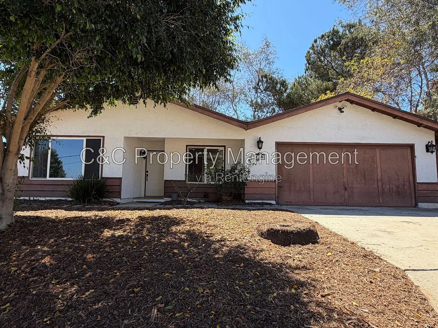 4 bed, 2.0 bath, 1349 sqft, $3,950 — Photo 1