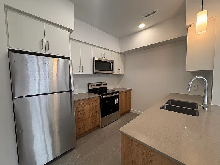 31 Mill St #12 — Photo 4