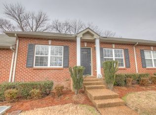 1203 Cashmere Dr, Thompsons Station, TN 37179