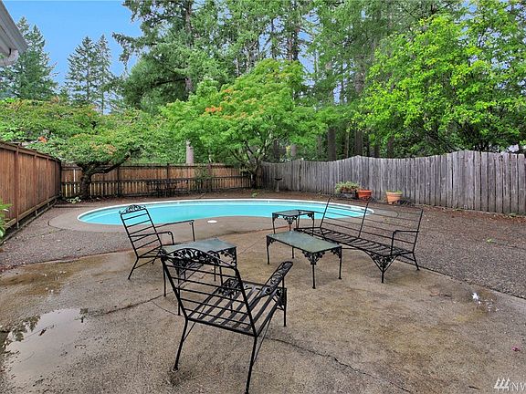 4th image of 3816 Park Dr SW