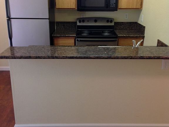 2nd image of 3087 A St APT 01