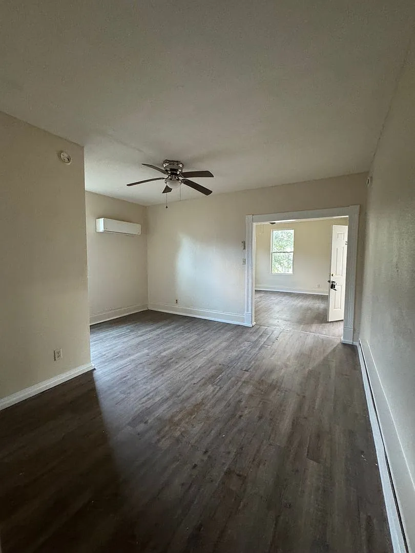 3P-1101 South 17th — Photo 3