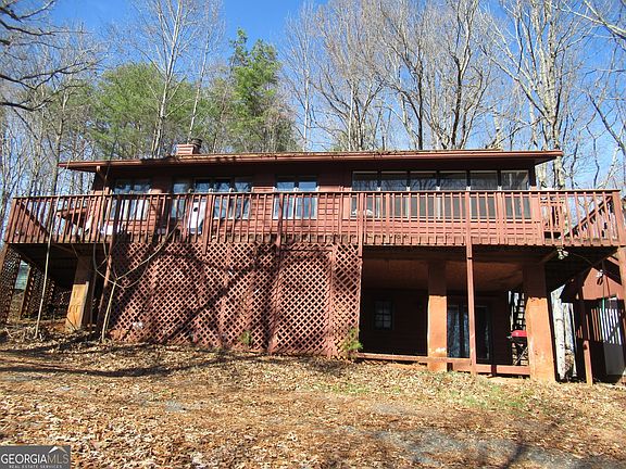 3rd image of 69 Orchard Hill Rd