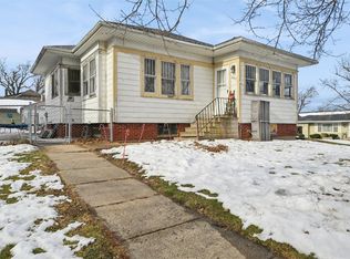 209 2nd Ave, Keystone, IA 52249