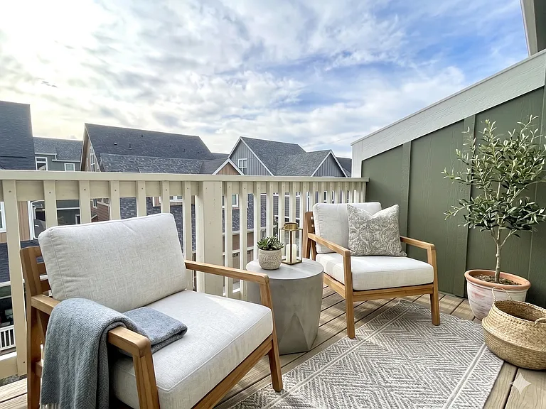 Master Balcony