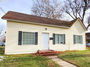 2007 2nd St, La Grande, OR 97850