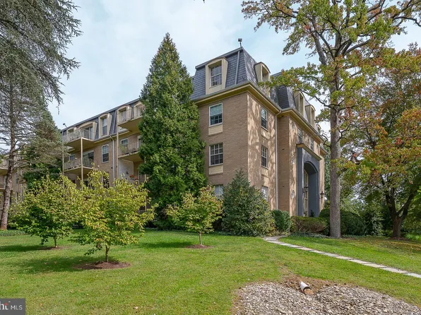 449 Montgomery Ave APT 201, Haverford, PA 19041