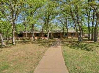 217 Timber Ridge Cir, Burleson, TX 76028