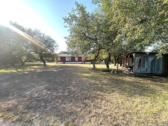 4th image of 480 Private Road 233