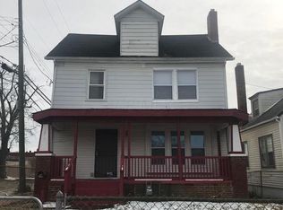 1677 Genessee Ave, Columbus, OH 43211