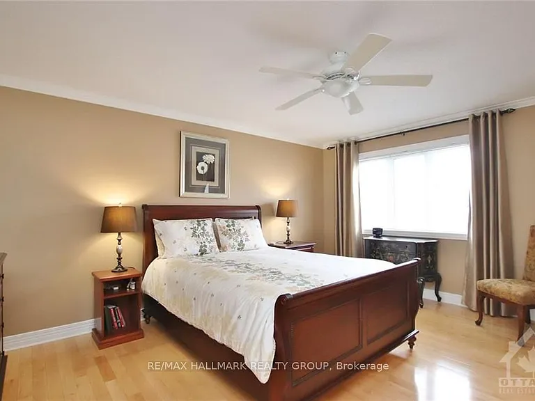 61 Scampton Dr — Photo 19