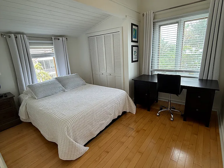 51 84th Ave — Photo 33