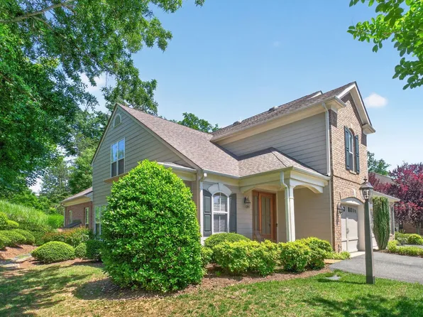 1313 Gate Post Ln, Charlottesville, VA 22901