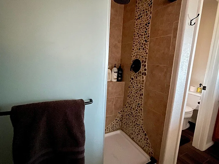 61 Lakeside Dr — Photo 24