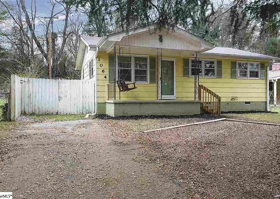 1st image of 1064 Crosby Ln