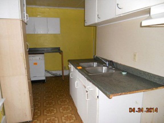 4th image of 202 E Liberty St