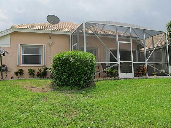 5th image of 12999 Hampton Lakes Cir