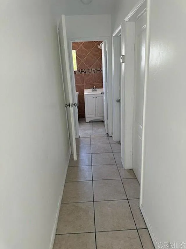 2 bed, 850 sqft, $1,995 — Photo 4