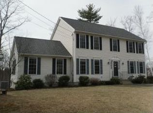 9 Greystone Ter, Hooksett, NH 03106