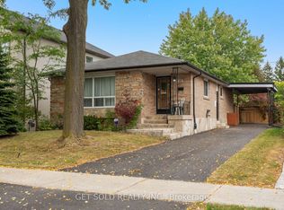 22 Almayo Cres, Toronto, ON M9V 2L4