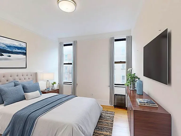65 W 107th St #5B — Photo 2