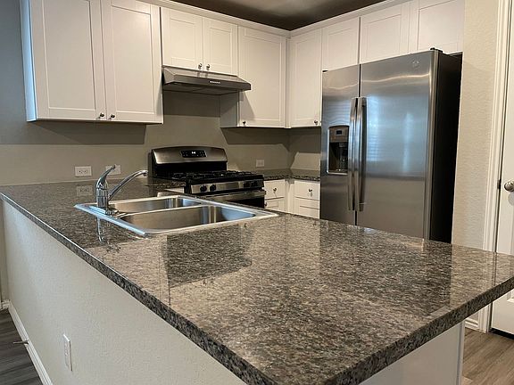 5th image of 8953 Yorkshire Way