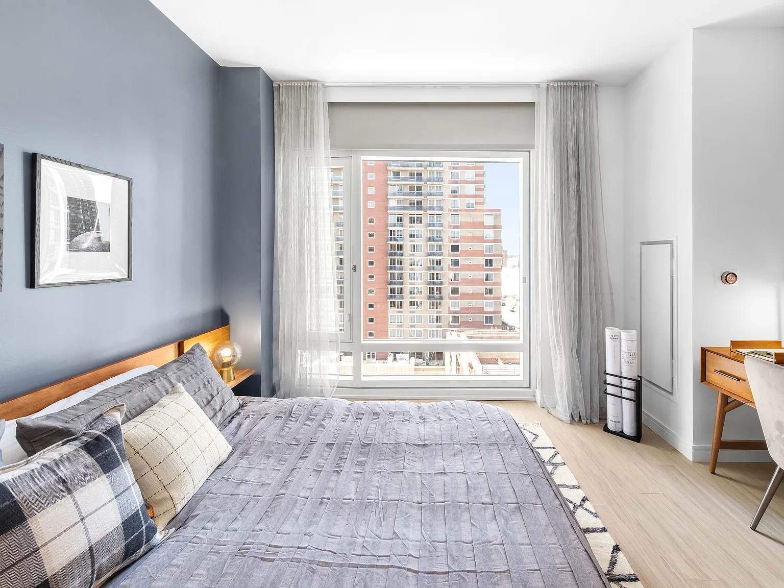 555 West 43rd Street — Photo 3