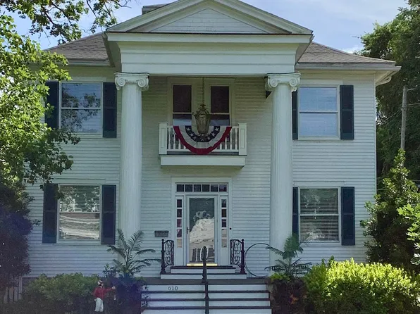 610 Grant Ave, Lyndon, KY 40222