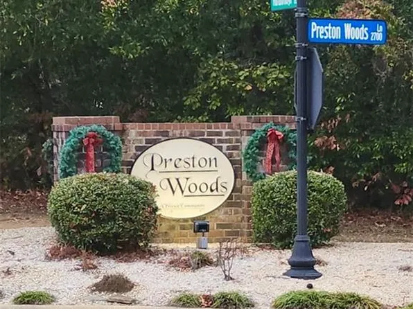 2700 Preston Woods Ln APT 9, Fayetteville, NC 28304