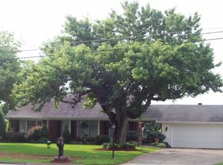1702 E Broadway St, Campbellsvlle, KY 42718