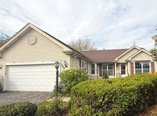 533 Farmhill Cir, Wauconda, IL 60084