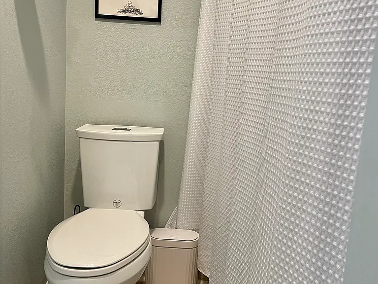 1500 Eastside Dr #114 — Photo 12