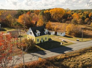 210 Martins Point Rd, Chester, NS B0J 2E0