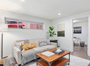 5212 California Ave SW #16, Seattle, WA 98136